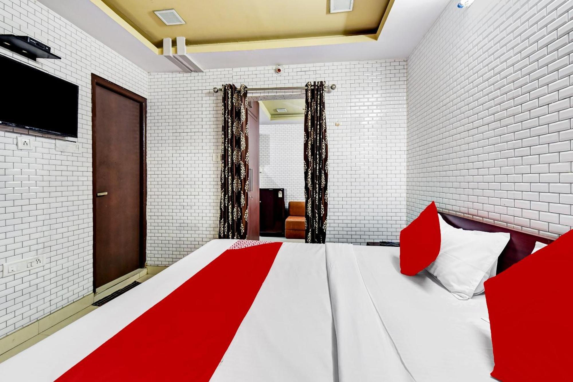 Hotel O Eleven Hotel & Banquet Kota (Rajasthan) Exterior foto